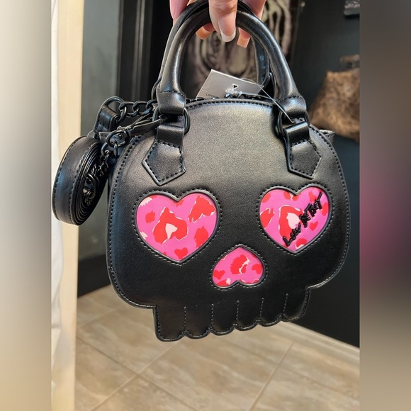 🩷💀 BETSEY JOHNSON, LUV BETSEY LBPOE  SKULL-SHAPED  SATCHEL/CROSSBODY🩷💀 NWT - Picture 6 of 12
